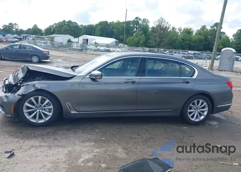 2016 BMW 740I из США, поврежденный, VIN WBA7E2C56GG504523